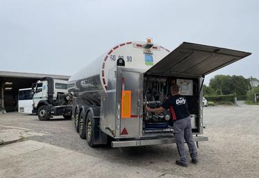 La collecte 2024-2025 a atteint les 476,7 millions de litres de lait dans 607 fermes. C'est 15 millions de plus qu'en 2020 et 80 producteurs en moins.