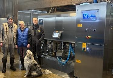 Le Gaec Jacqueline compte trois associés, dont un jeune installé. Rendez-vous au 8 Route de Carville, Le Reculey à Souleuvre-en-Bocage.