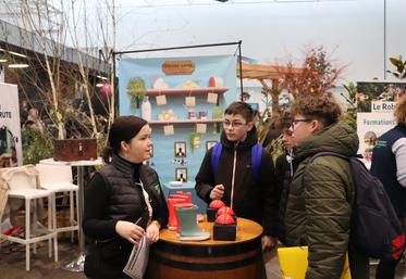 "La diversité des métiers agricoles, on ne la voit pas assez. Il y en a pour tout le monde, à la ferme, comme dans un bureau. Il y a plein de clés d'entrée", affirme l'Anefa.