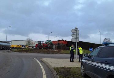 La manifestation s'est déroulée rond-point Lecocq.