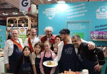 Prestation coordonnée entre Saveurs de Normandie, Normandie fraîcheur mer, La Ferme Ô Vaux et les disciples d'Escoffier pour élaborer un plat 100 % normand et gourmand !