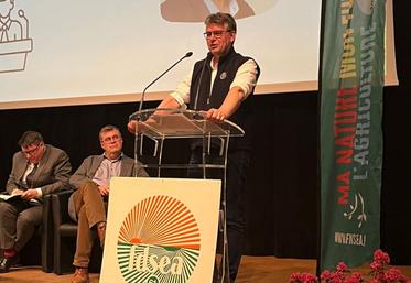 Hervé Lapie, secrétaire général de la FNSEA, sillonne les départements pour partager la vision du syndicalisme agricole.