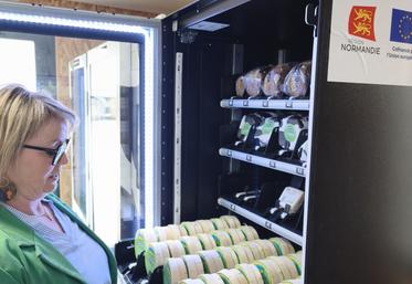 Christelle Férey a choisi un modèle de distributeur lui permettant de le recharger que deux fois par semaine. Un gain de temps important pour la productrice.