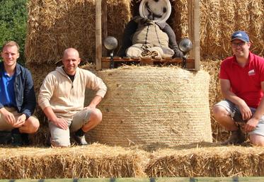 Romain Davy, Cédric Dréano, président du canton de Messei, et Romain Denis, ont participé à l'organisation de la Fête de la terre qui se déroulera à Saires-la-Verrerie, le week-end du 29 et 30 août. Cette année, ils sont particulièrement fiers d'accueillir les festivités sur leur canton.