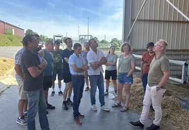 C'est au sein des Etablissements Béchets, à Saint-Georges-de-Rouelley, près de Mortain, que les éleveurs de la section viande bovine de la FDSEA De La Manche ont débuté leur réunion dans l'objectif d'évoquer le marché.