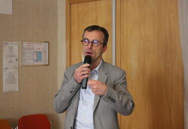 Xavier Berhault est aussi directeur de la Chambre d'agriculture de l'Orne. 