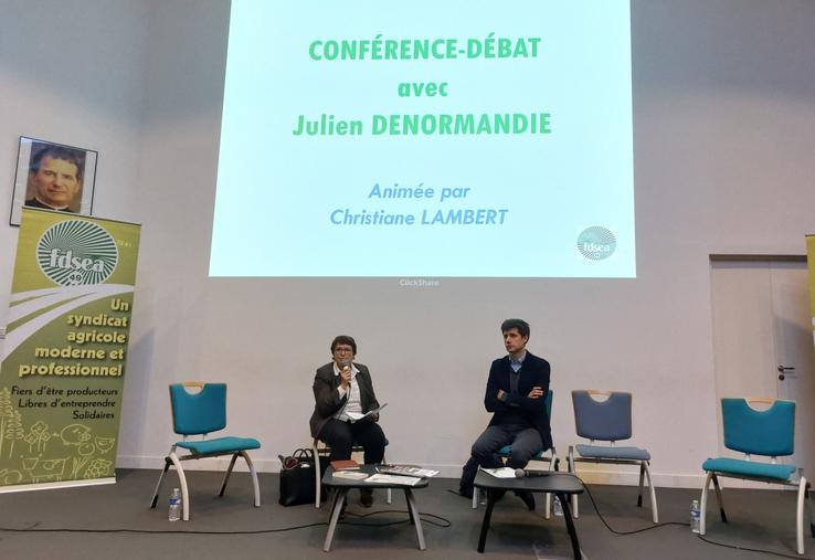 L'échange entre Christiane Lambert et Julien Denormandie s'est déroulé devant une salle comble dans l'amphi du Campus de Pouillé.