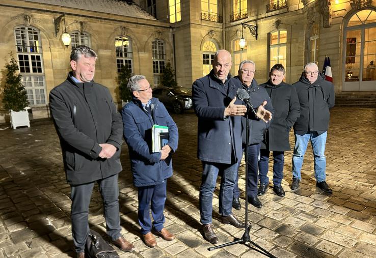 Rencontre à Matignon le 6 janvier 2026. Avec Arnaud Rousseau, accompagné d'Hervé Lapie, Jérôme Despey, Éric Thirouin, Yohann Barbe et Patrick Bénézit. 