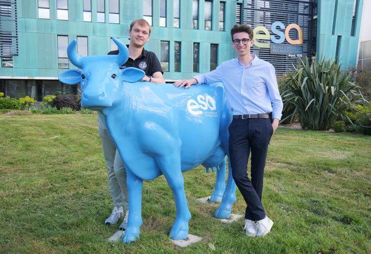 Baptiste Corbel, président du BDE de l'Esa, et Jean Jagu, responsable des relations entreprises.