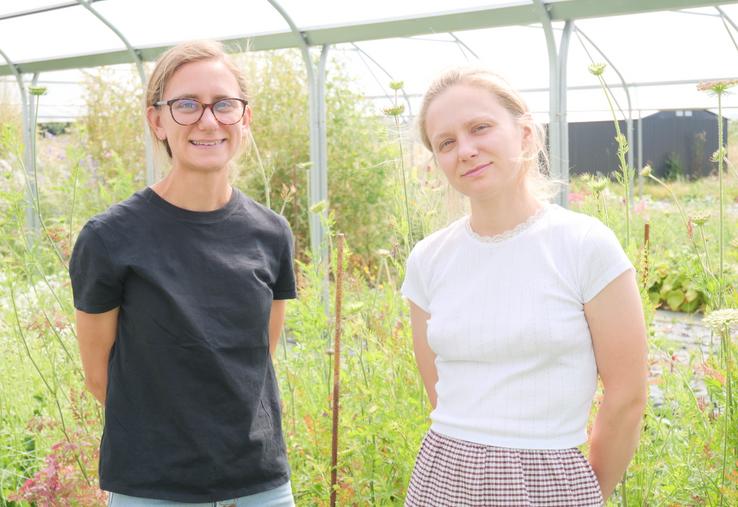 Mathilde Dollé et sa soeur Léna ont créé leur entreprise en novembre 2024.