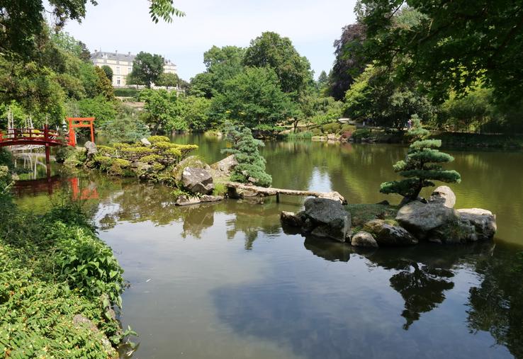 L'île de la grue et l'île de la tortue représentent le mythe de la création du Japon.