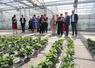 La ministre de l'Agriculture a visité la serre Maine du lycée du Fresne qui abrite la production de poinsettia et l'aspirateur à ravageurs. Auparavant, elle avait rencontré les élèves, dont la première promotion de bachelor, guidée par Sylvie Richard, directrice du lycée.