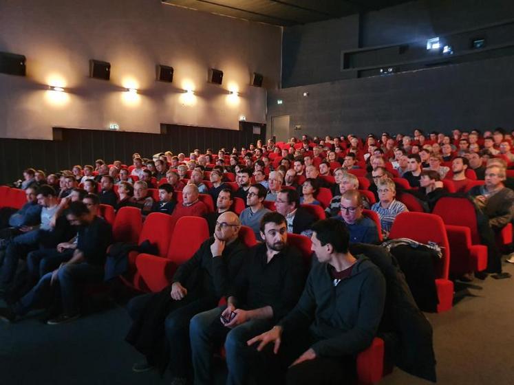 250 personnes étaient présentes pour visionner le film de François Stuck.