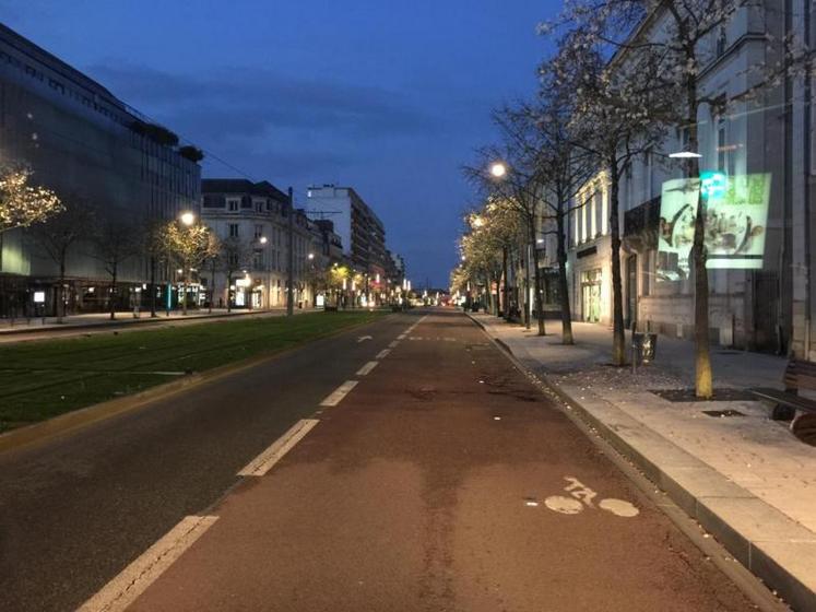 La France se reconfine pour un mois jusqu’au 1er décembre.