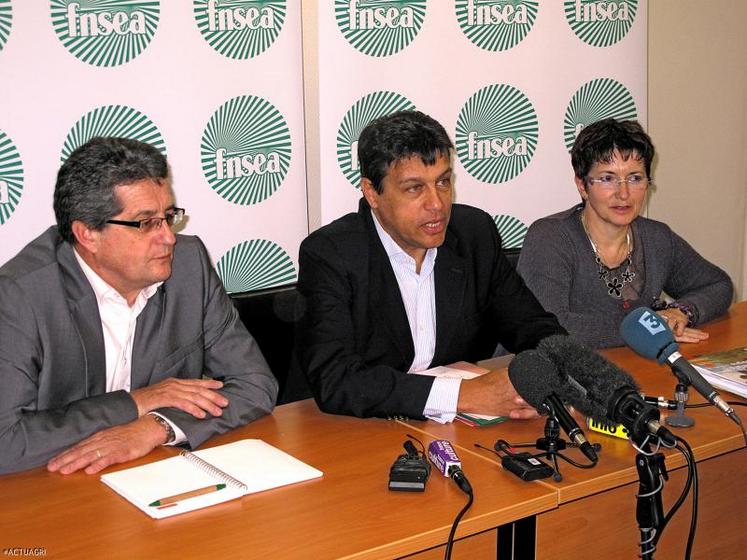 Dominique Barrau, secrétaire général, Xavier Beulin, président et Christiane Lambert­­­­, 1re vice-présidente.