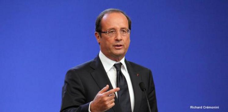 François Hollande demande aux distributeurs et aux consommateurs d’assurer un meilleur prix aux éleveurs