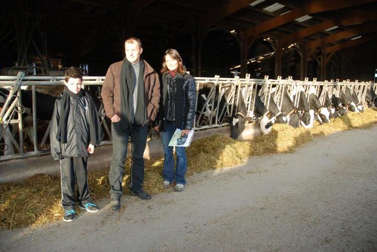 Les deux agriculteurs de Cherré ont 
optimisé leurs outils de production pour dépasser leur quota laitier.