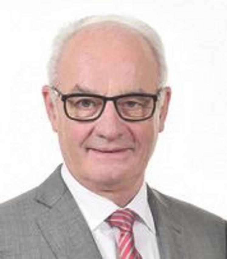 Jean-Paul Boisneau est maire de La Séguinière depuis 1995 et conseiller général depuis 2004.