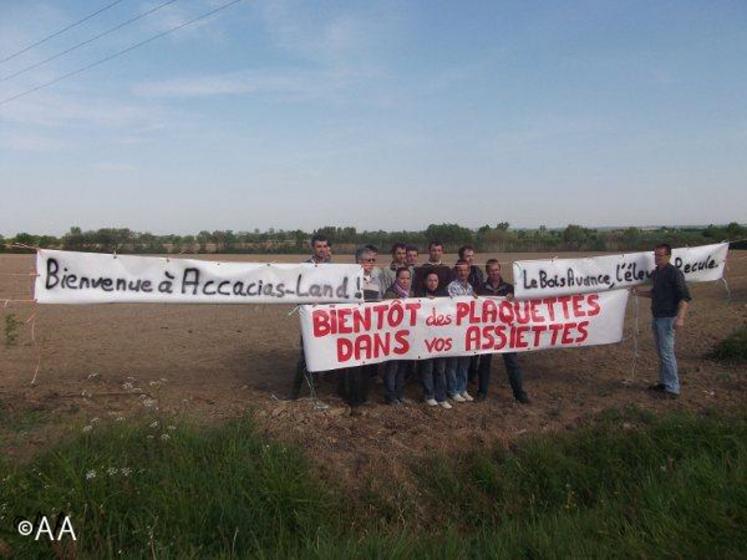 Les agriculteurs demandent la mise en place d’une réglementation qui “préserve l’agriculture, l’installation des jeunes et le système agro-alimentaire de la région”.