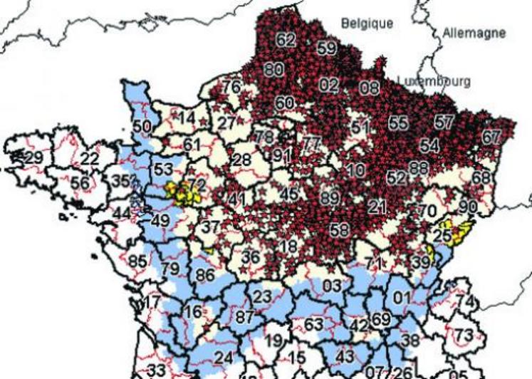 Zone en jaune pâle :
périmètres interdits déjà en place.

Zone en jaune vif :
nouveaux périmètres interdits.

Zone en bleu : zone réglementée.

Zone en bleu hachuré :
nouvelle zone réglementée.