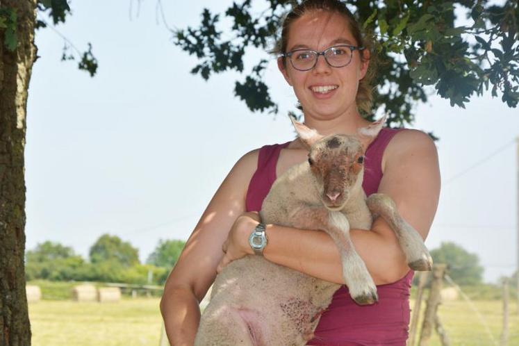 Léa Pasquier va reprendre l’élevage d’ovins charollais-texel de son père, développer le cheptel et proposer de la vente directe d’agneaux.