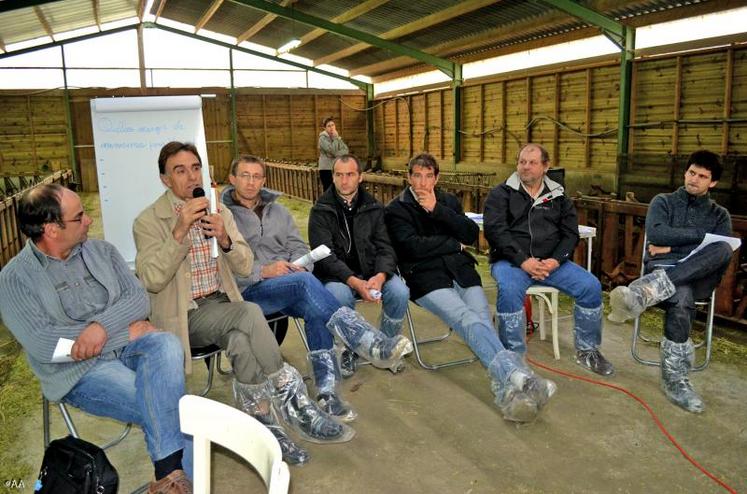 Alain Cholet, président de la Fédération départementale laitière, 
Patrick Charpentier, vice-président du Glac, Olivier Gaudin, technicien Lactalis, Jean-François Bernard, porte parole des 
producteurs à 
l’interprofession (Brilac), Mickaël Lamy, administrateur Eurial, Franck Moreau, vice-président de la Fnec, François Poirier, président de l’Union caprine 49.