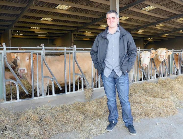 Lors de l’assemblée générale du syndicat de race de blonde d’Aquitaine, les éleveurs ont découvert l’élevage de l’EARL Chupin à Torfou.