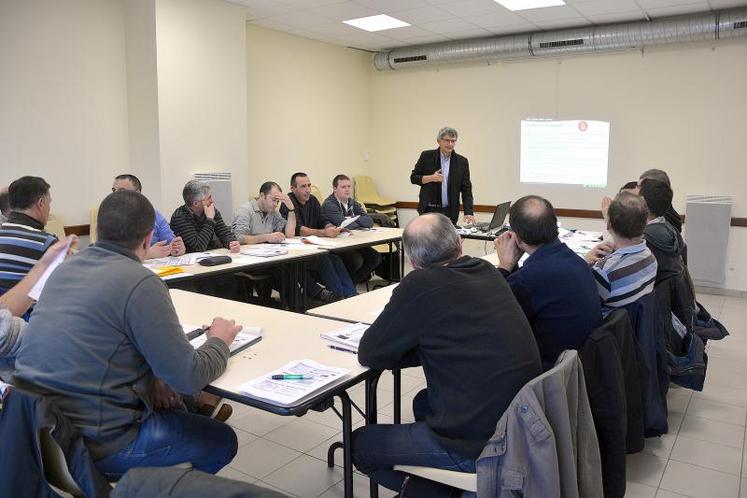 Une quinzaine de gérants de Cuma étaient présents lors de la réunion de Bécon-les-Granits du 1er décembre.