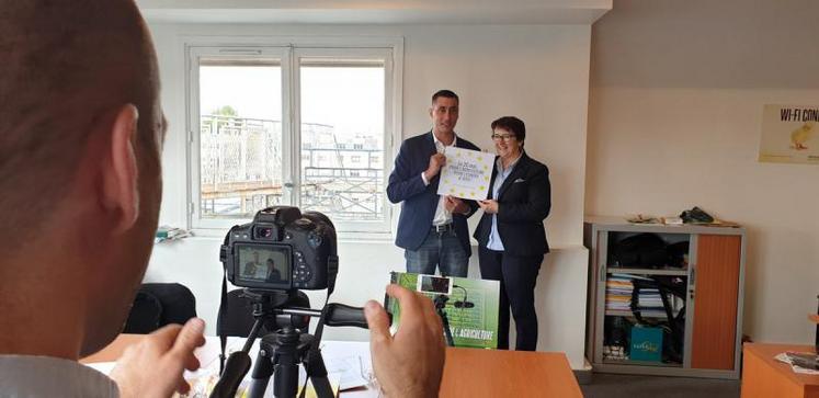 Samuel Vandaele et Christiane Lambert invitent à voter aux prochaines élections européennes.