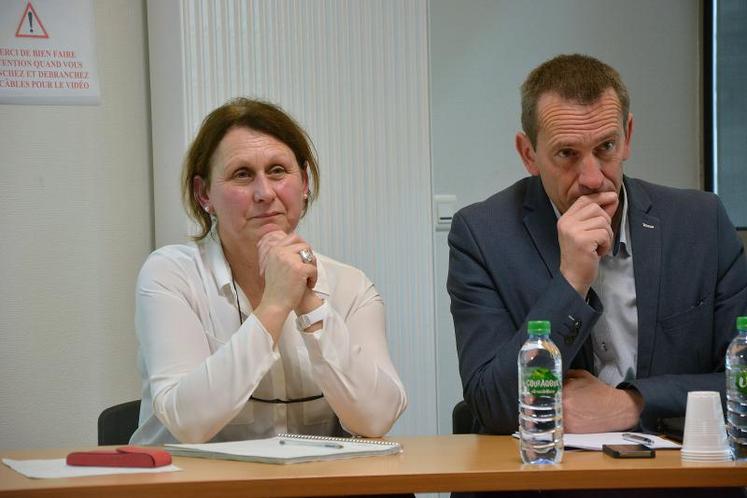 Lydie Bernard, présidente de la commission agriculture du Conseil régional et Alain Denieulle, président du GIE élevage Pays-de-la-Loire.