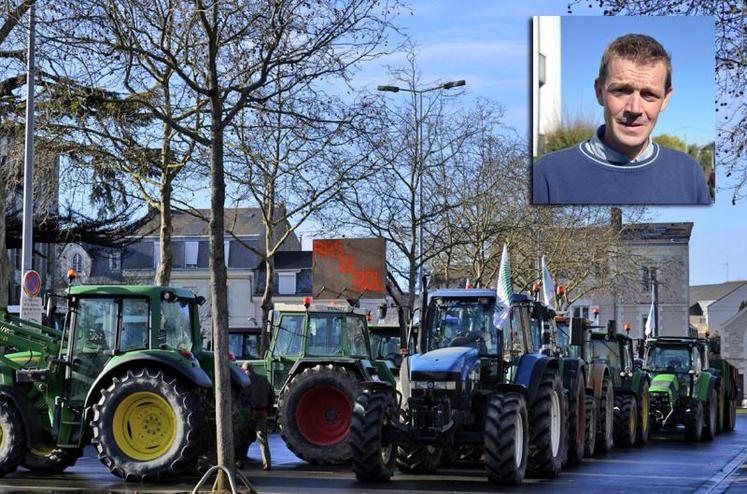 “Nous lançons de défi de rassembler 400 tracteurs ”, annonce Emmanuel Lachaize. Comme ici le 18 décembre 2012, à Angers, les tracteurs vont à nouveau entrer dans la ville pour exprimer le ras-le-bol d’une profession.