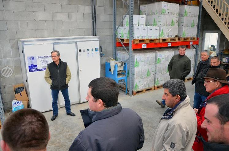 Une cinquantaine d'agriculteurs est venue découvrir la station de traitement d'eau des établissements Pelé, lundi 23 février, à Candé.