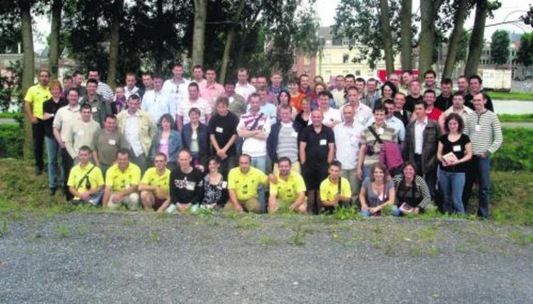 La région Ouest (Bretagne-Pays de la Loire) est représentée par cinq JA dont deux sont membres du bureau, en photo ici sa délégation.