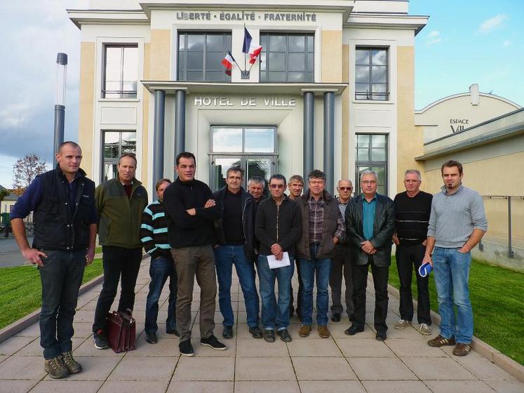 Les agriculteurs ont participé à l’enquête publique sur le projet de Sage du Loir, mercredi, à Seiches-sur- le-Loir.