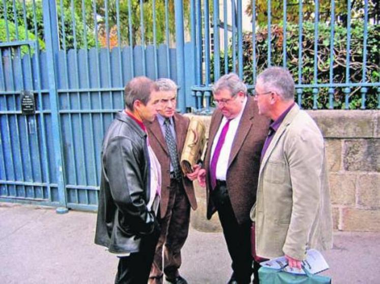 La procédure d’aides de minimis permettrait aux élevages porcins
de bénéficier de 3 000 € minimum.