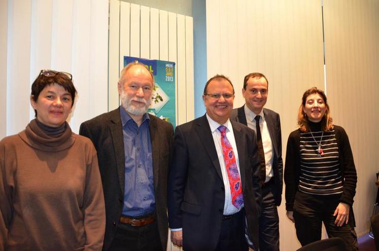 Mathilde Briard, d’Agro campus, Bruno Dupont, président du Sival, Jean-Claude Bachelot, président du Parc expo, Christian Groll, directeur du Parc expo et Emmanuelle Rousseau, de Végépolys.