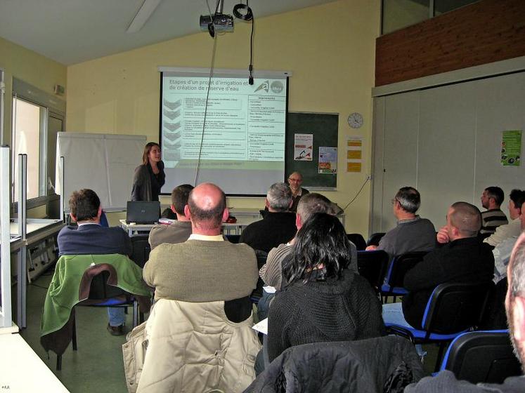 Les réunions avaient pour but de répondre à la demande croissante des agriculteurs d’information et d’accompagnement pour leurs projets de réserves.