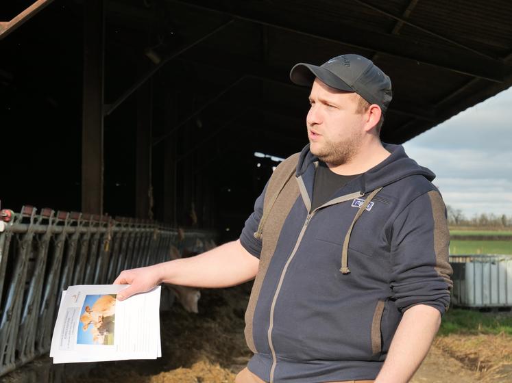 Florian Tisserond conduit un troupeau de 50 mères Blonde d'aquitaine et un atelier d'engraissement de porcs charcutiers sur une SAU de 63 ha.