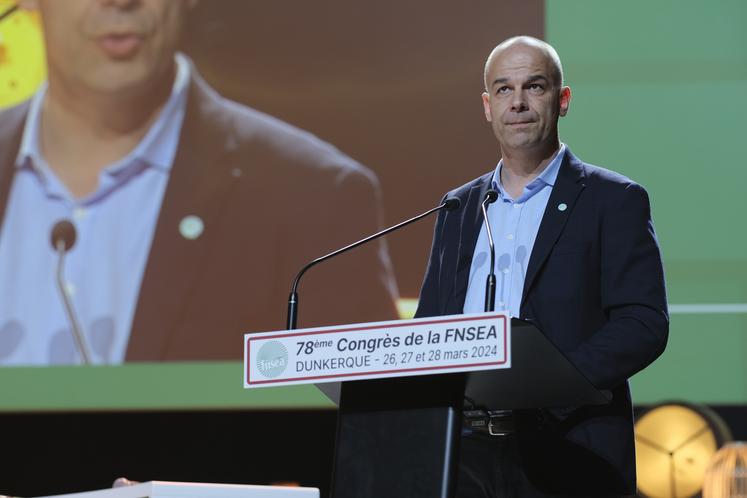 Arnaud Rousseau, président de la FNSEA, s'exprime au congrès de la FNSEA à Dunkerque le 27 mars 2024.