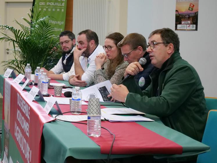 "On veut que le score progresse. Il est important d'aller chercher des points supplémentaires", encourage Stéphane Aurousseau.