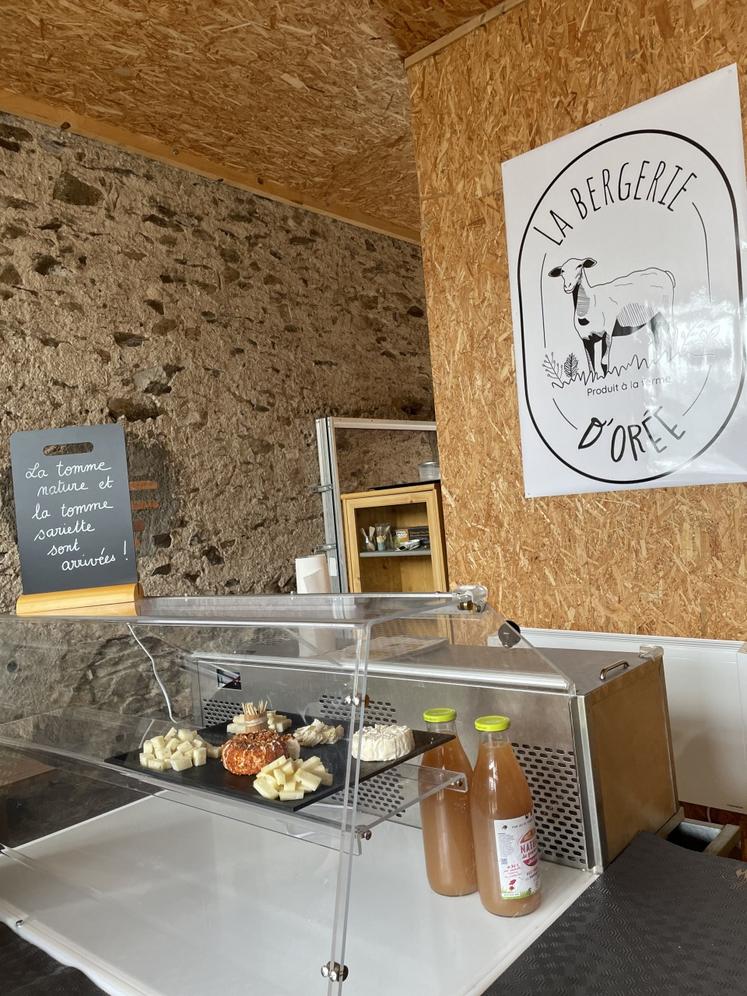La boutique, ouverte le mercredi de 16 h 30 à 20 h.