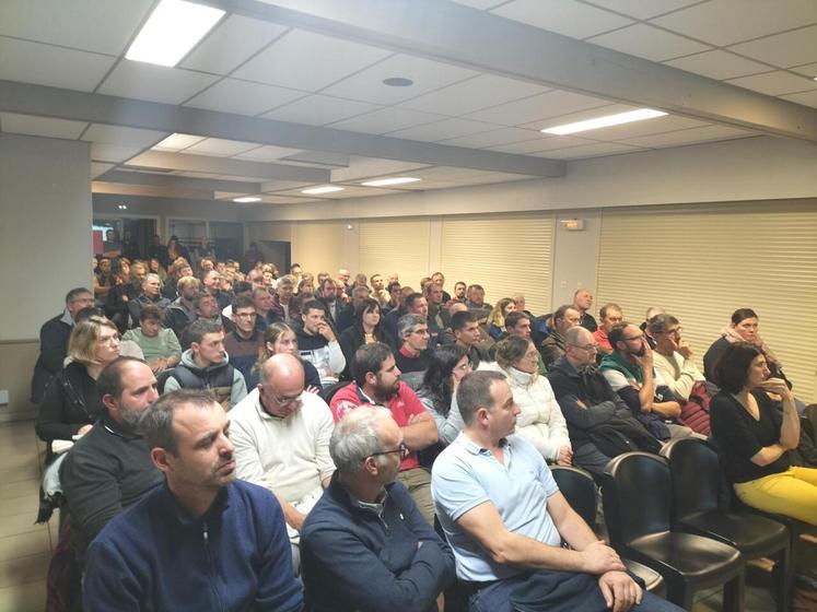 Plus de 110 éleveurs étaient présents à la réunion du Lion d'Angers.