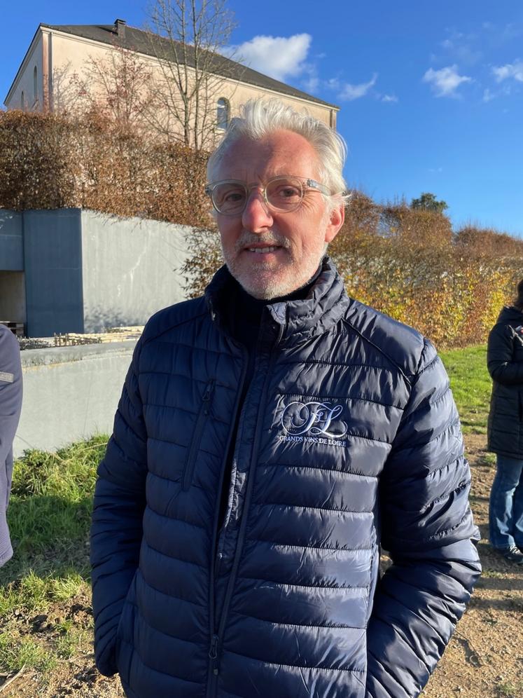 Samuel Windack, gérant du domaine FL qui s'étend sur 53 ha de vignoble bio, dont 23 ha de Savennières.