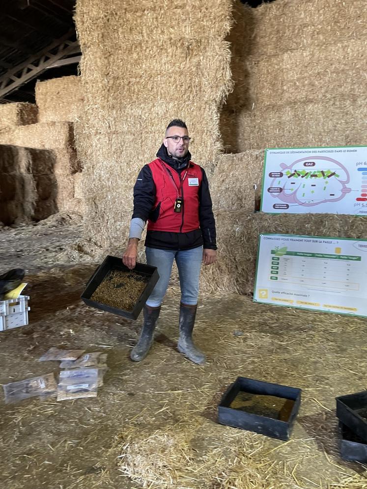Julien Gaultier, responsable de l'équipe technique, a présenté le séparateur Pennstate lors de son atelier sur la fibre.