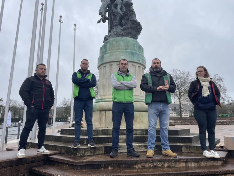 Antoine Goislard, Médéric Sauvage et Fabien Cadeau sont soutenus par la fédération des EDT, la FDSEA49 et JA49.