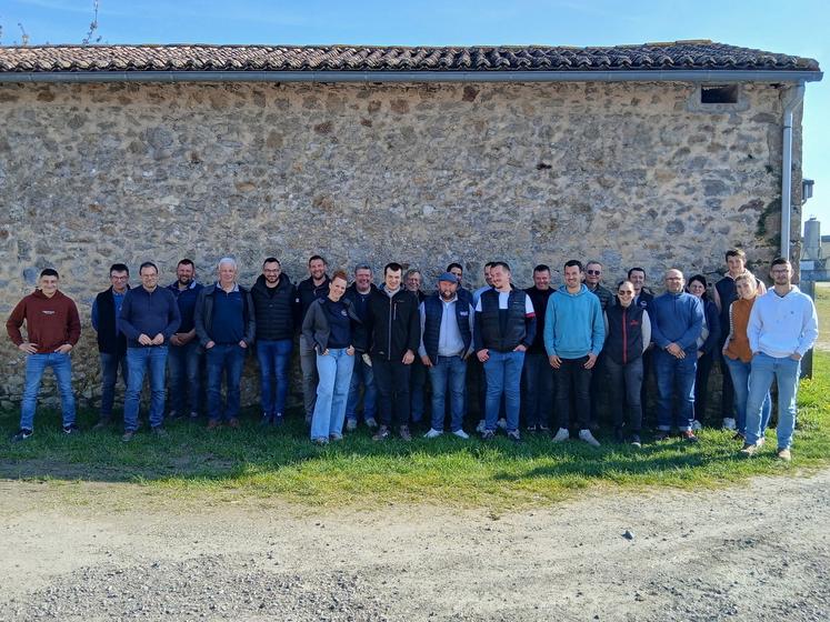 L'association des éleveurs Rouges des prés du Maine-et-Loire a tenu son AG au lycée agricole des Sicaudières, à Bressuire le mardi 24 mars.