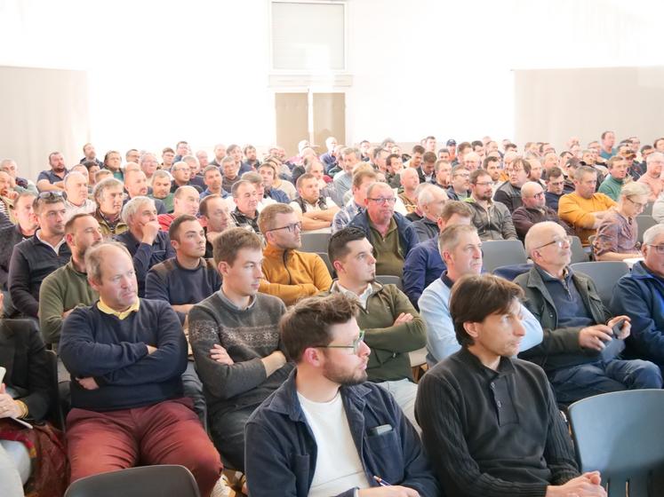 Les irrigants de la Vallée de l'Authion s'inquiètent pour l'avenir de leurs volumes prélevables et souhaiteraient pouvoir stocker davantage d'eau l'hiver. 