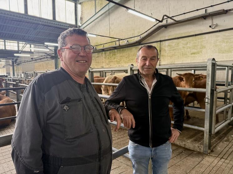 Bruno Debray (à droite), vice-président de la communauté de communes Châteaubriant-Derval en charge de l'agriculture et du foirail, et Vincent Bigeard (à gauche), en charge du fonctionnement du foirail.