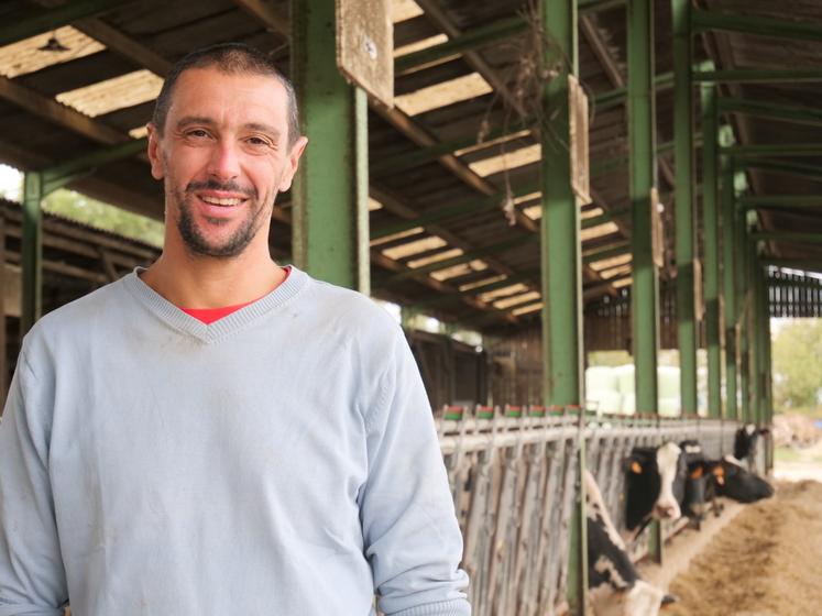 Jérôme Pelloin, éleveur laitier, est impliqué dans le syndicalisme depuis son installation.