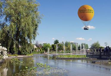 Innovation 2015, la montgolfière géante pédagogique. A partir de juin, pour la somme de 2 euros, les visiteurs auront la possibilité de s’envoler au-dessus du parc, de la ville d’Angers et des Basses vallées angevines.